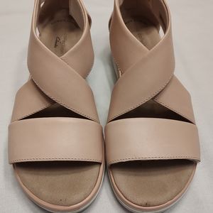 Clarks Jillian Rise Blush leather sandals